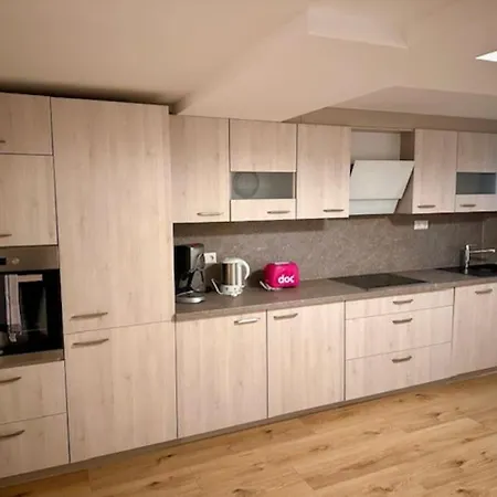 Unique Souterrain Apartment Heilbronn Buitenkant foto